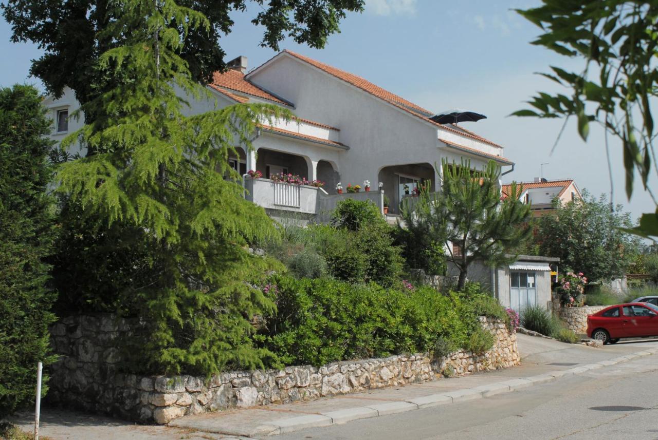 Apartments With A Parking Space Njivice, Krk - 5427 Exterior photo